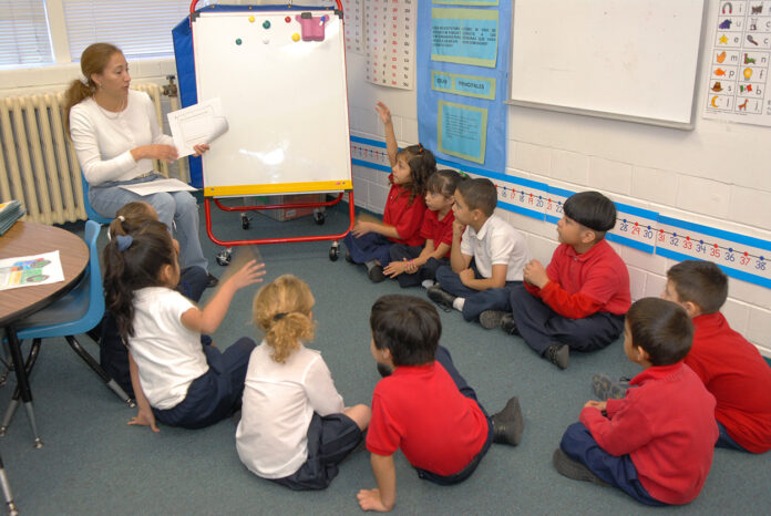 Niños, educación, catequista, maestro